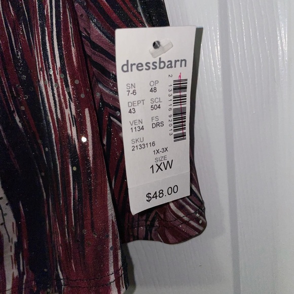 Dress Barn 1XW glittery “v” neck top - Picture 4 of 5